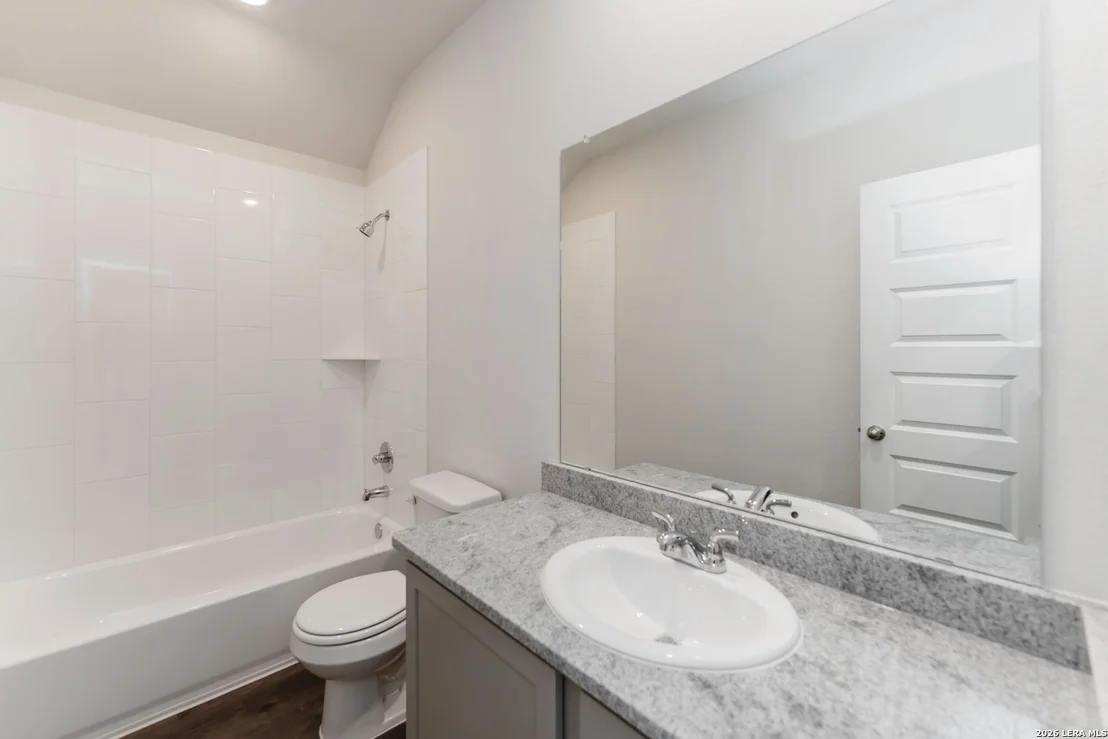Photo of 6002 WILLOW POINT BLVD