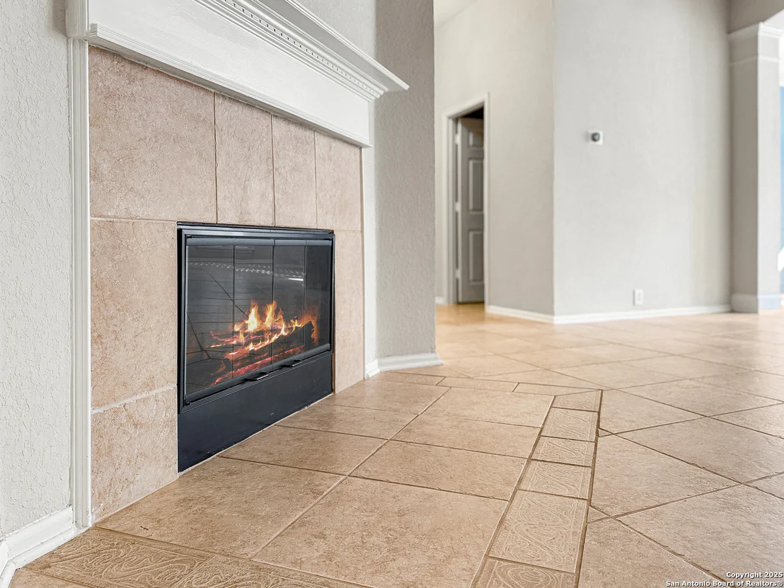 Photo of 22015 Dolomite