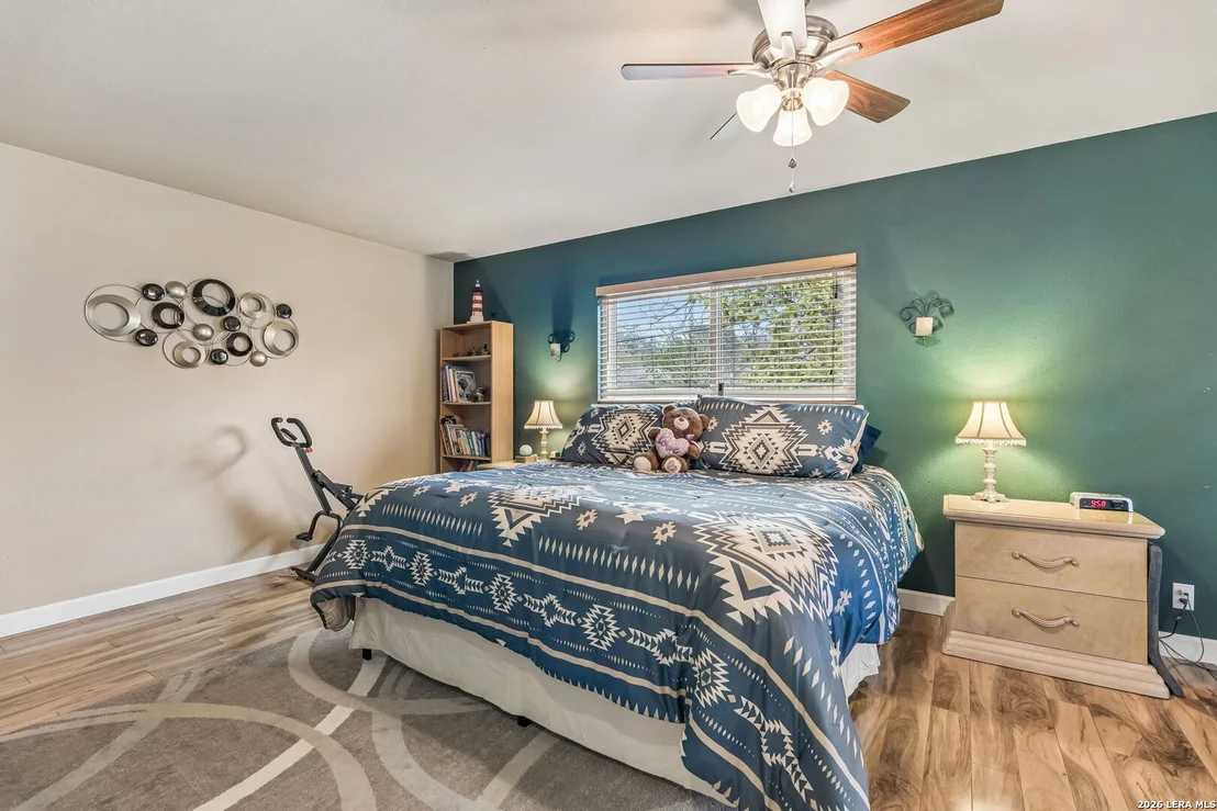 Photo of 218 Whispering Oaks