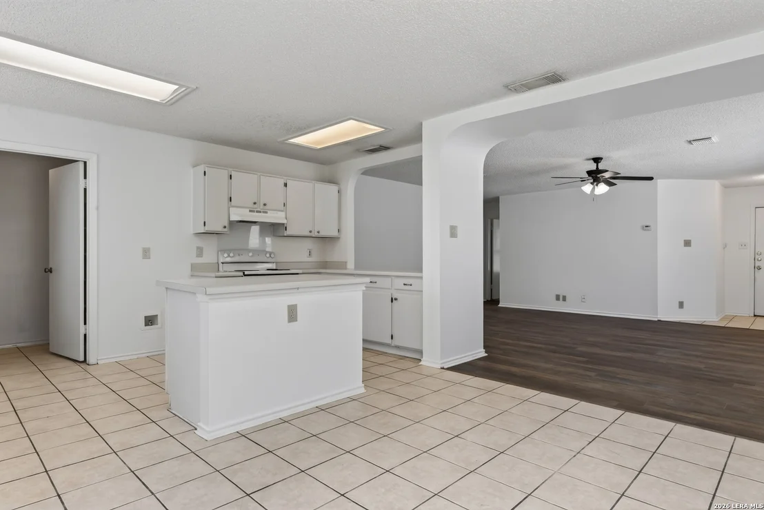 Photo of 13142 Woller Path