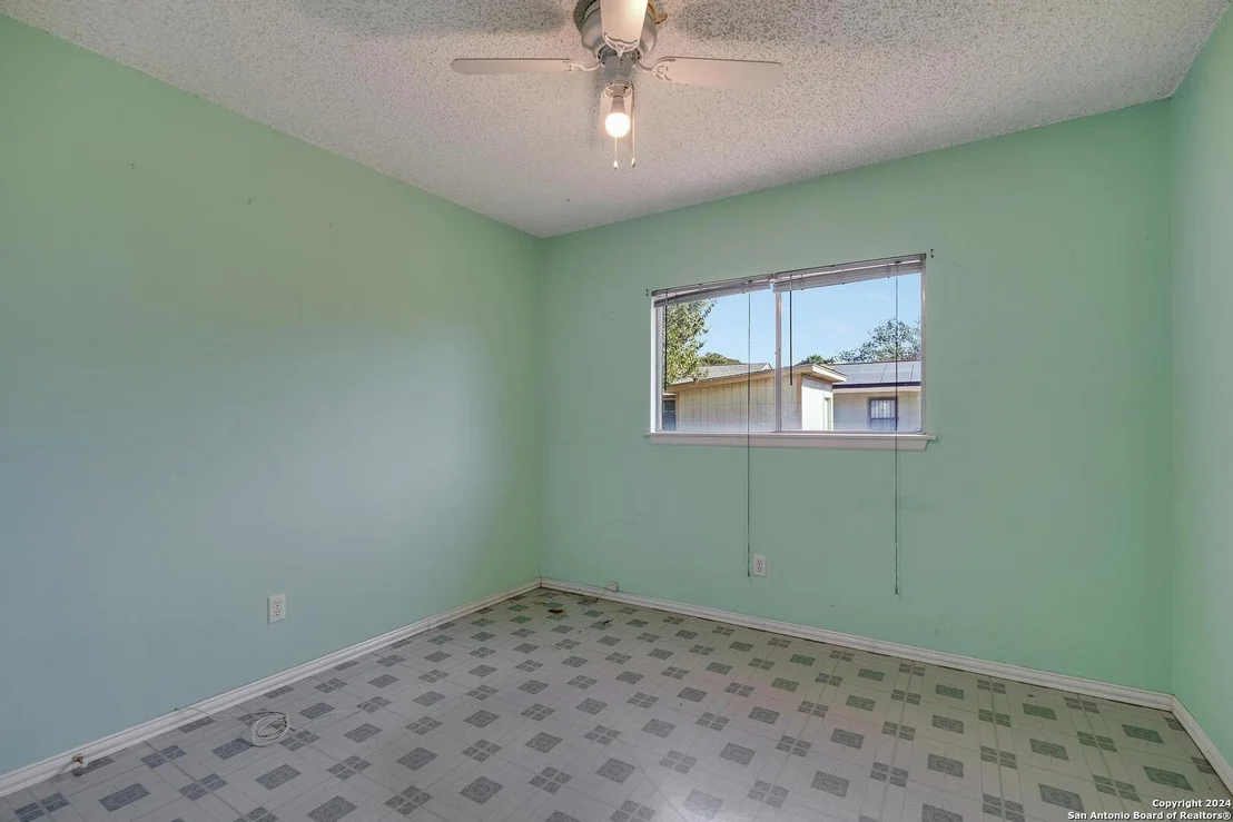 Photo of 3334 Meadow