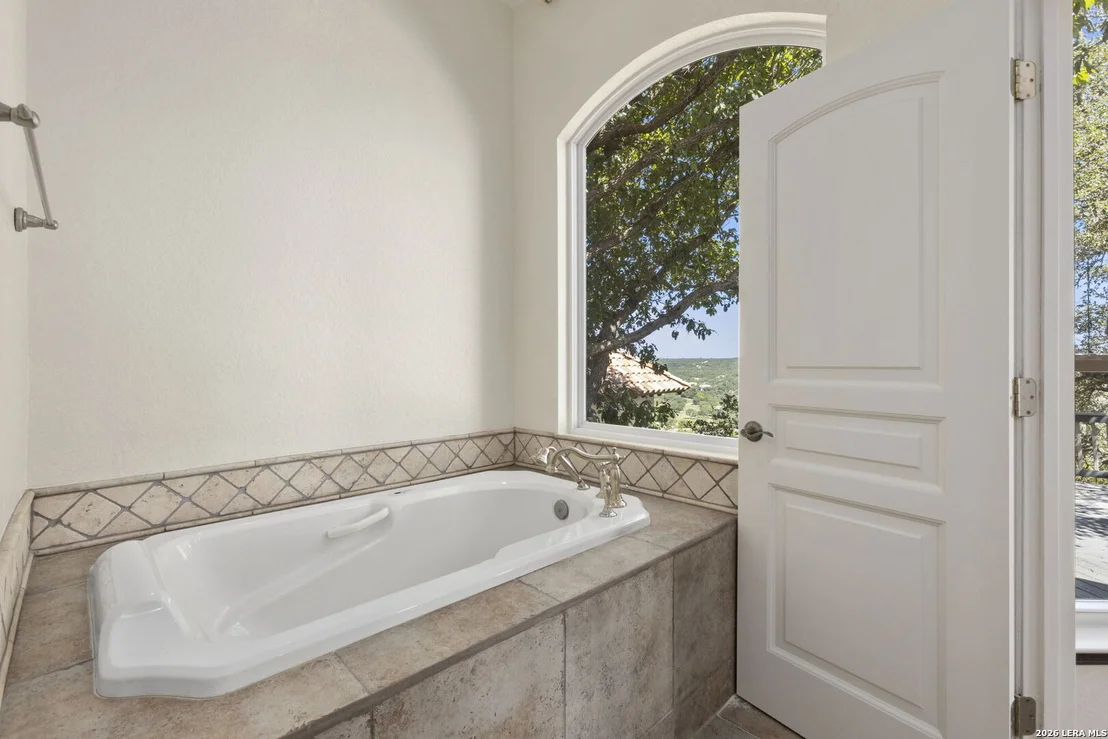 Photo of 436 PARADISE PT