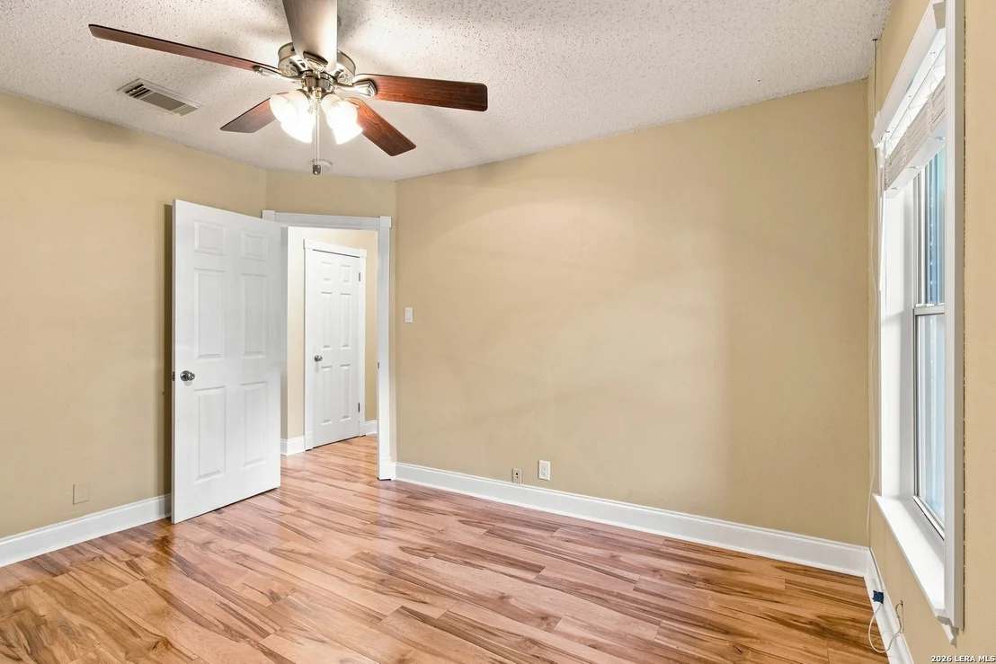 Photo of 11623 Gulf Station
