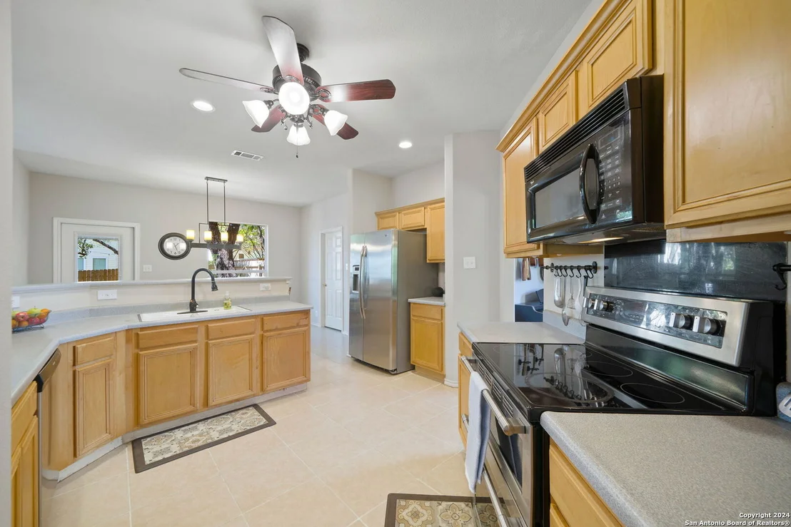 Photo of 15831 AUGUSTA COR