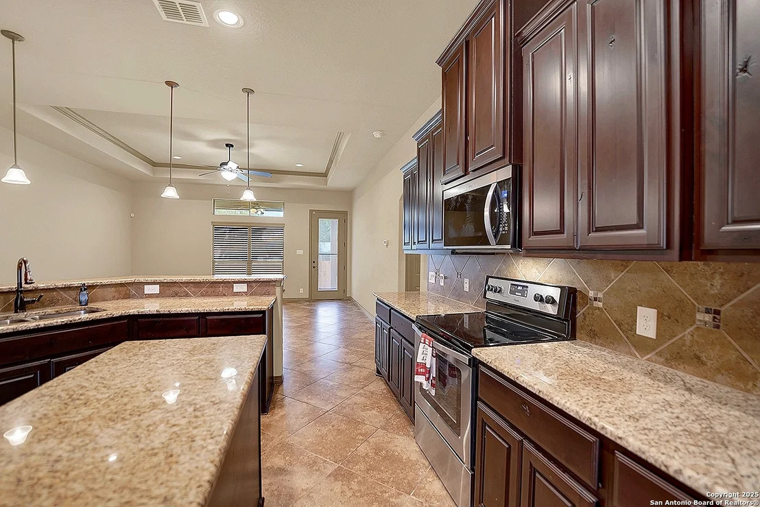 Photo of 15508 GLENN LANE