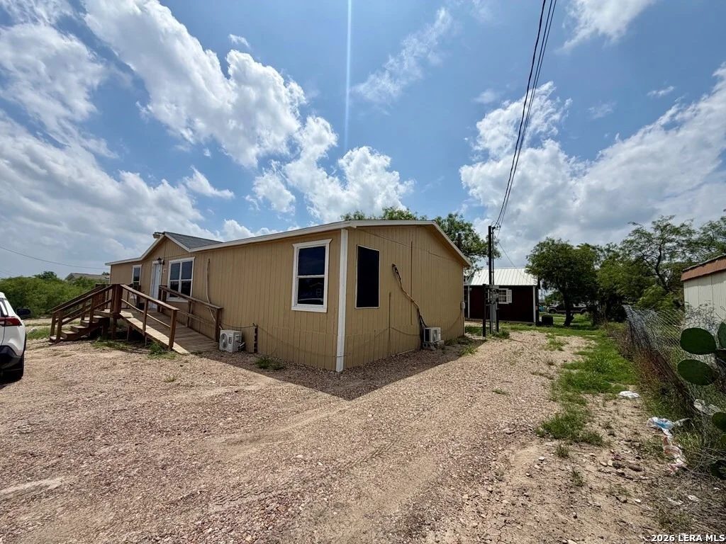 Photo of 3891 Cross Creek Dr