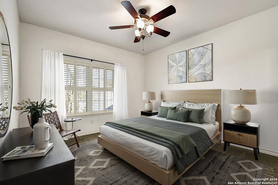 Photo of 2642 Rim Oak