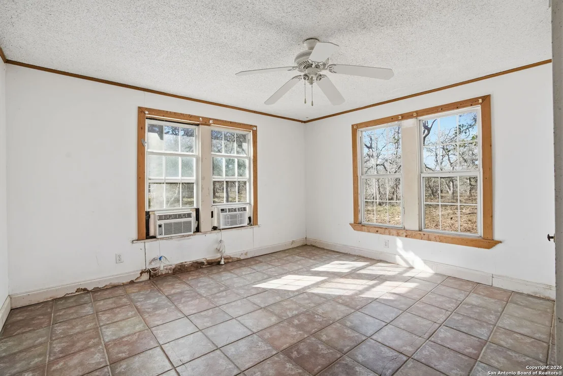 Photo of 843 County Road 331