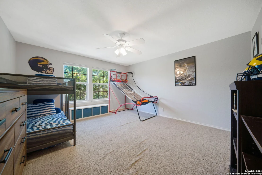 Photo of 15831 AUGUSTA COR