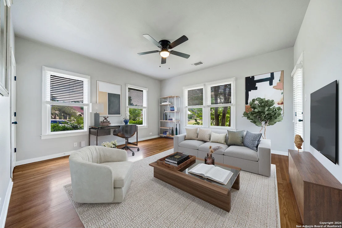 Photo of 274 HERMINE BLVD