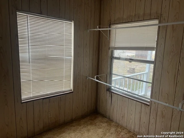 Photo of 602 E BLAIR