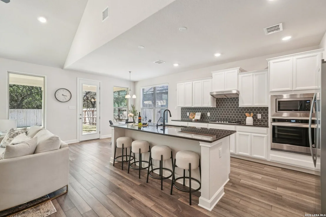 Photo of 16235 Athens