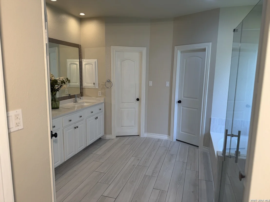 Photo of 1202 Hymeadow