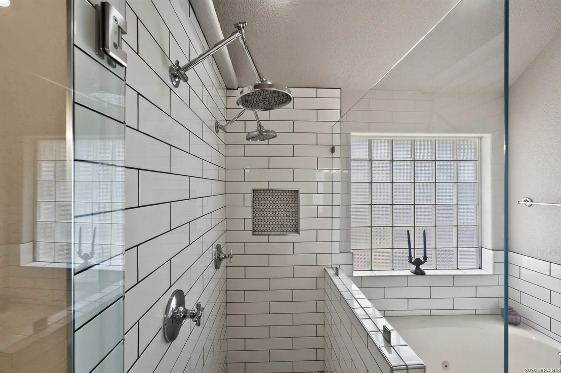 Photo of 2078 Stonehaven