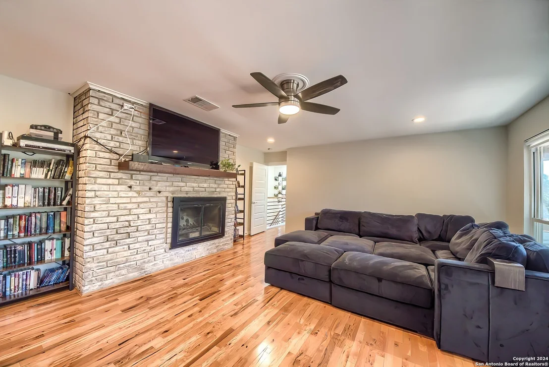 Photo of 7250 Pimlico