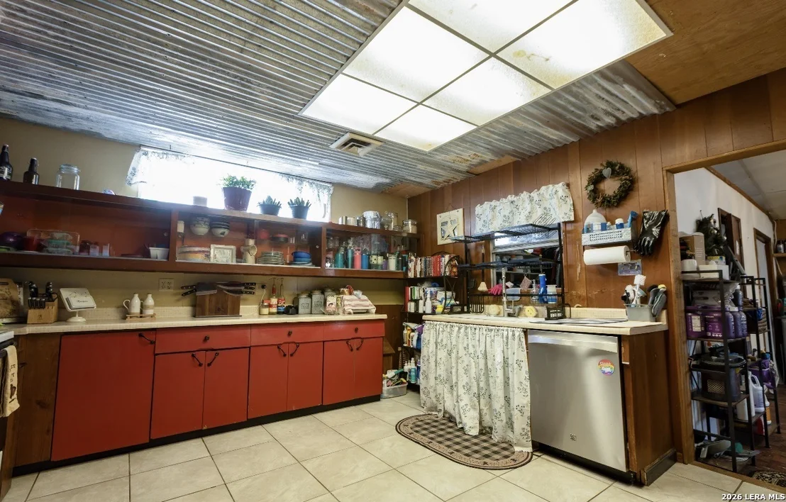 Photo of 110 W BENTON AVE