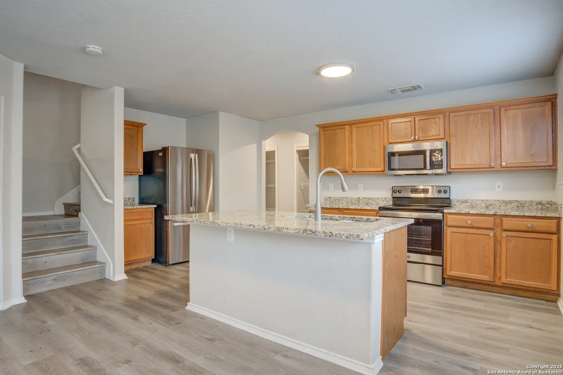 Photo of 2107 COLORADO BND