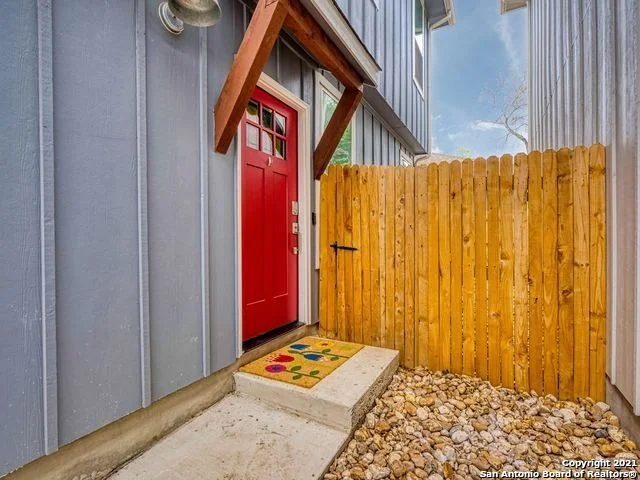 Photo of 7930 TEAK LN