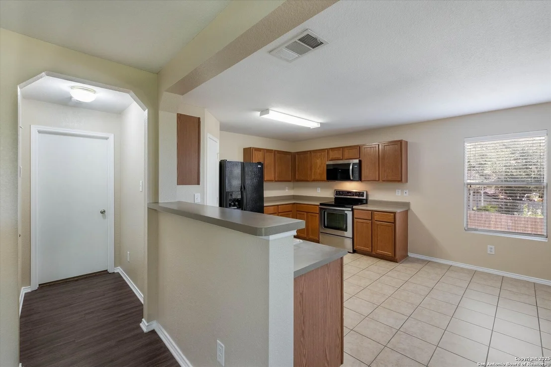 Photo of 328 WILLOW VIEW