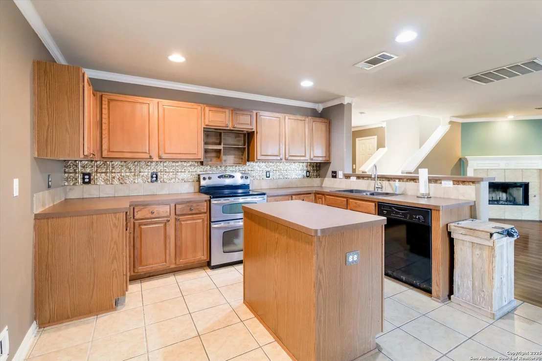 Photo of 8707 Bent Willow
