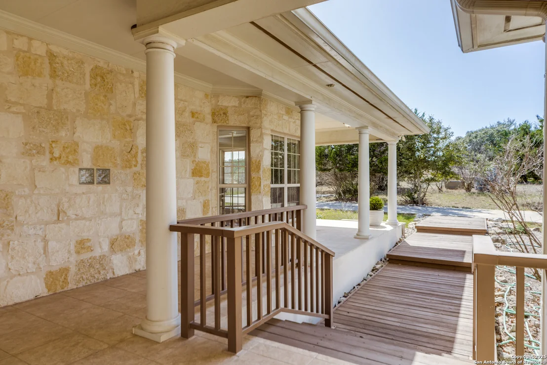 Photo of 108 Valley Knoll