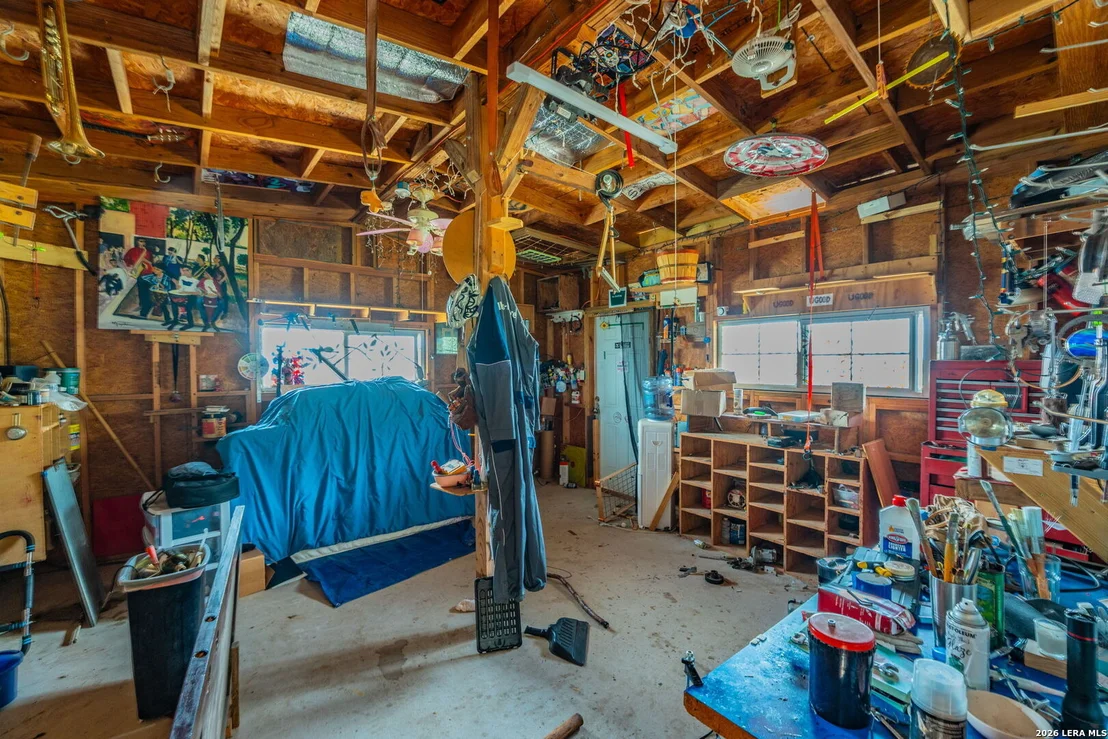 Photo of 810 MOCKINGBIRD LN