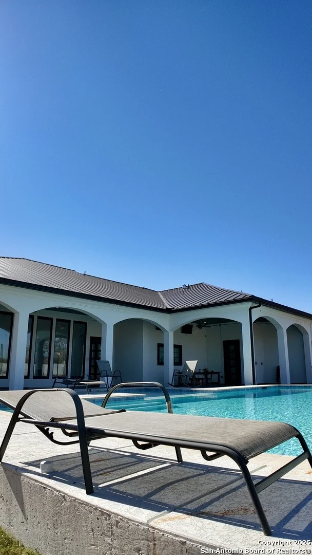Photo of 903 Gillette Blvd