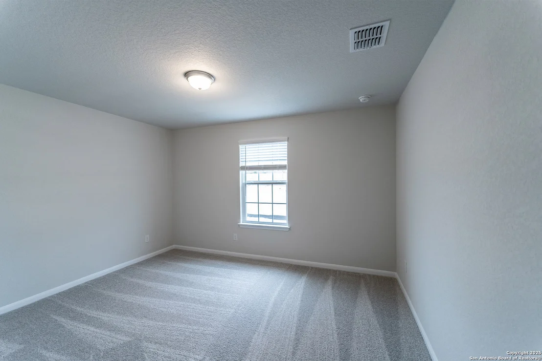 Photo of 154 Ednie Ln