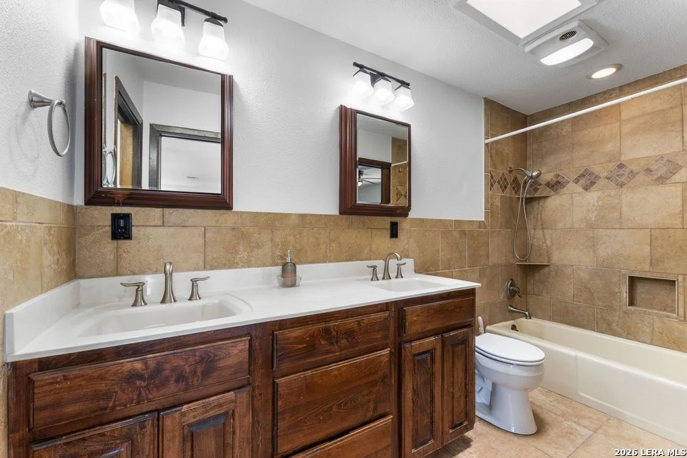 Photo of 3614 Versailles Dr