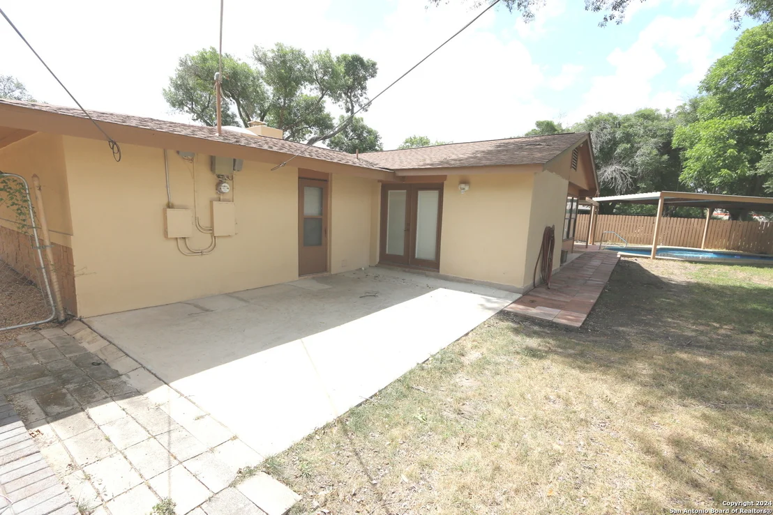 Photo of 5621 GALEWIND DR
