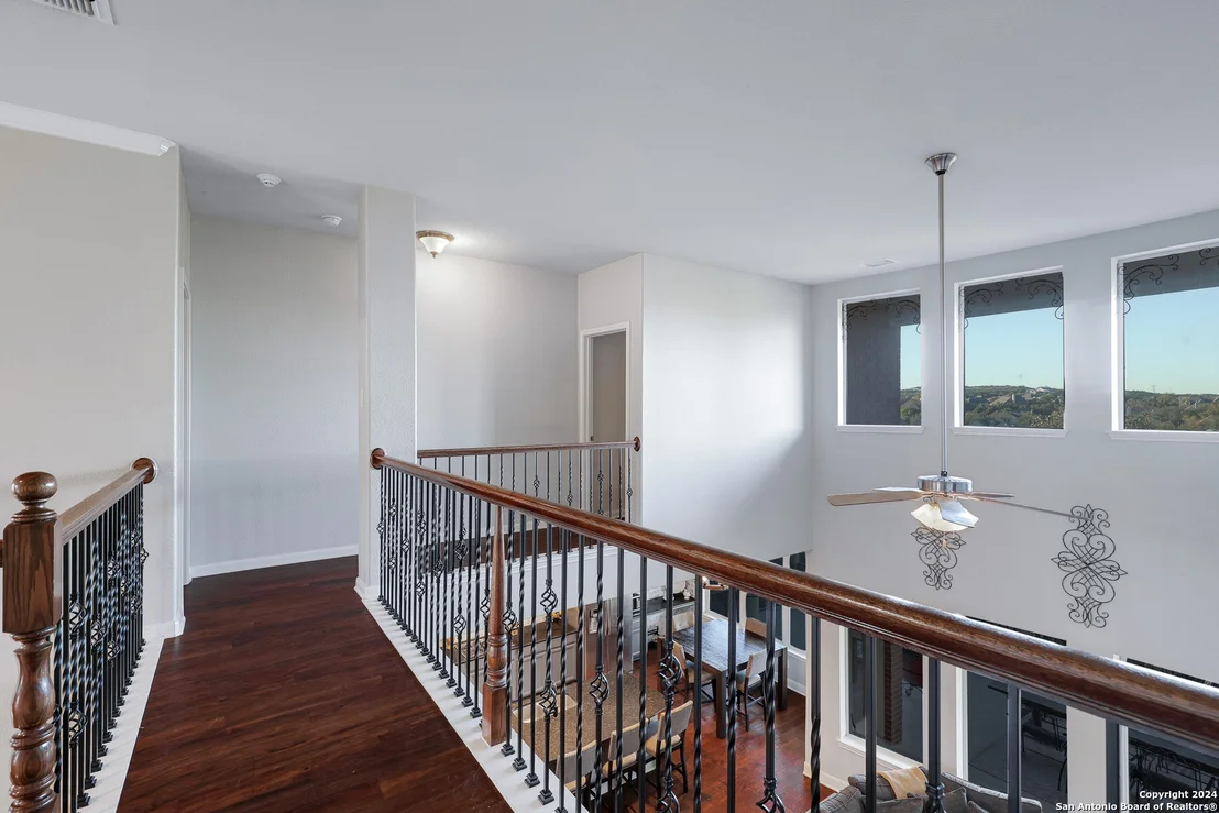 Photo of 3607 Sunset Cliff