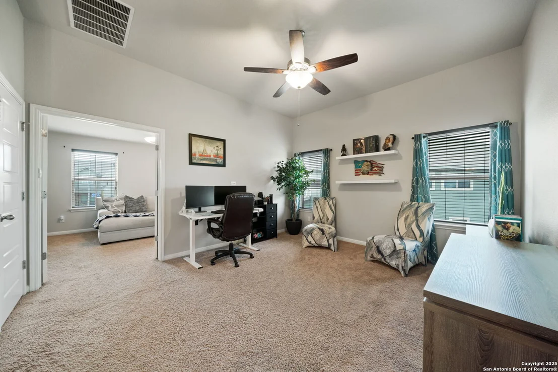 Photo of 13342 Badlands Bend