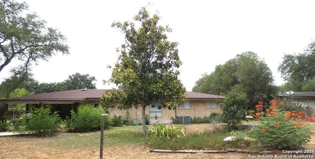 Photo of 218 Kessler Lane