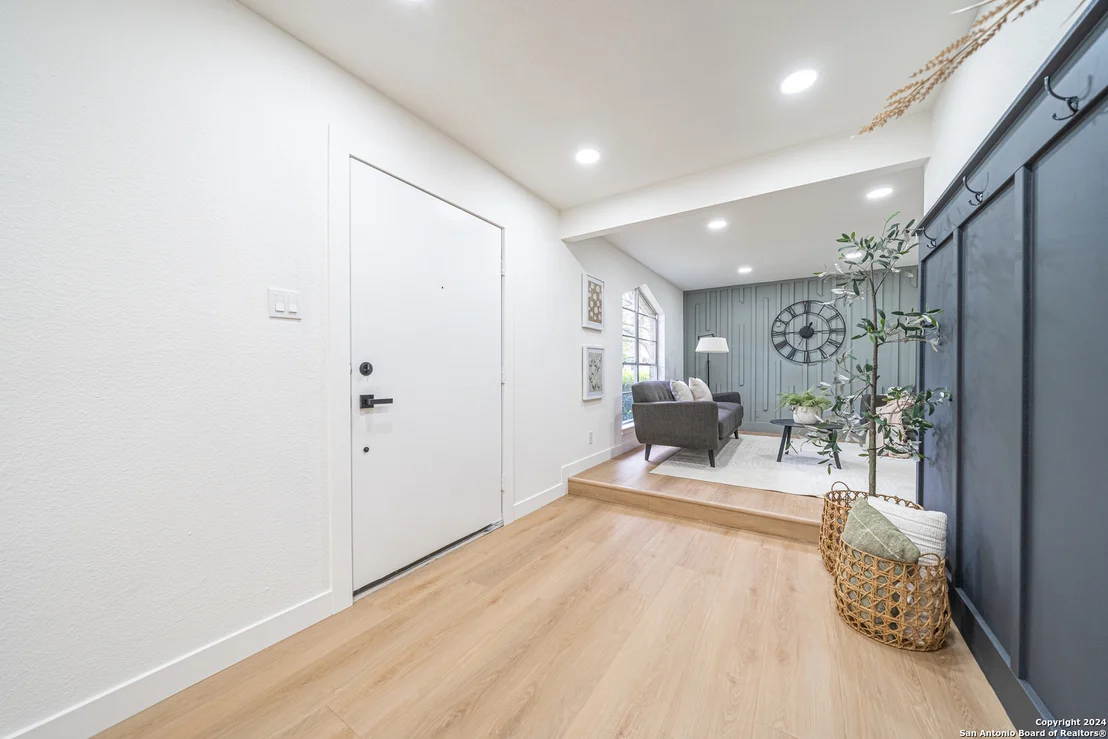 Photo of 3127 COLONY DR