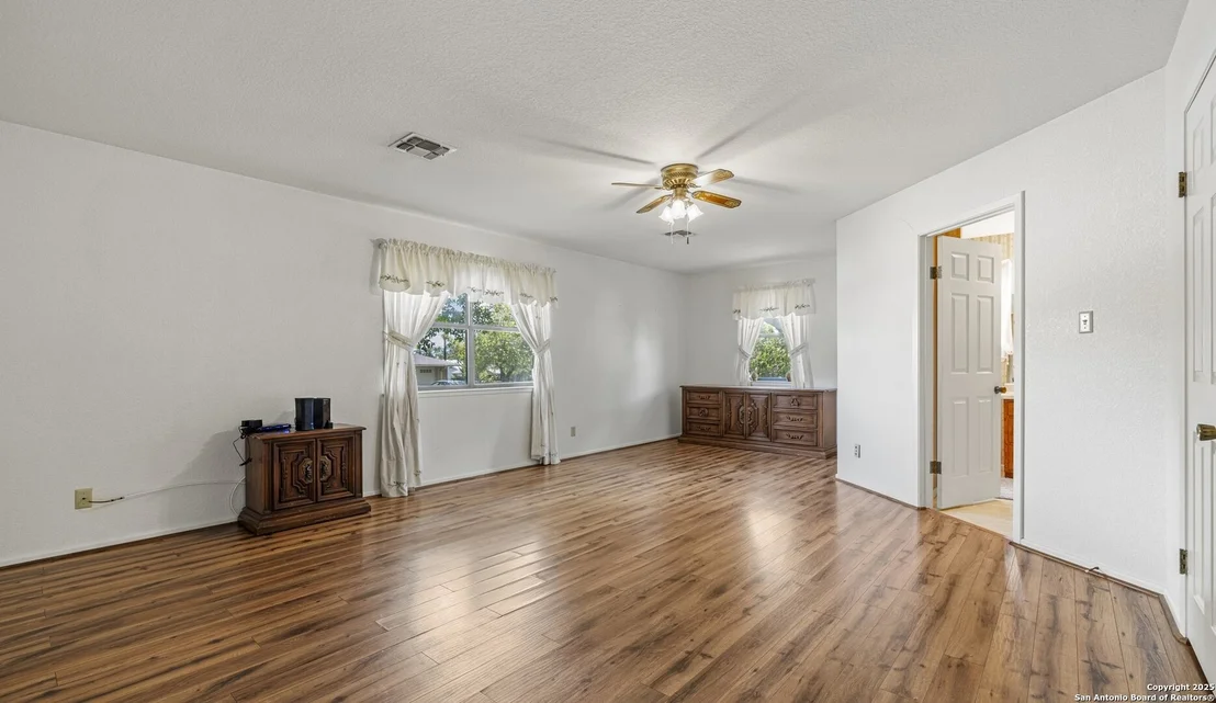 Photo of 101 Broadmoor