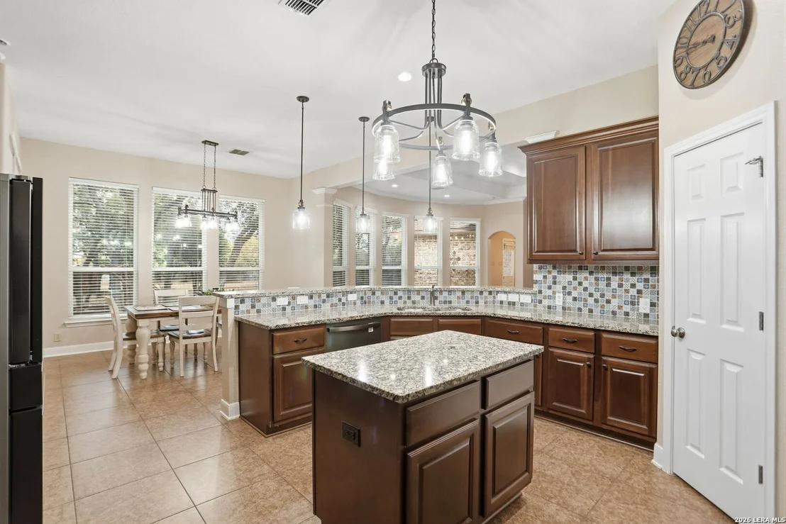 Photo of 813 County Road 375