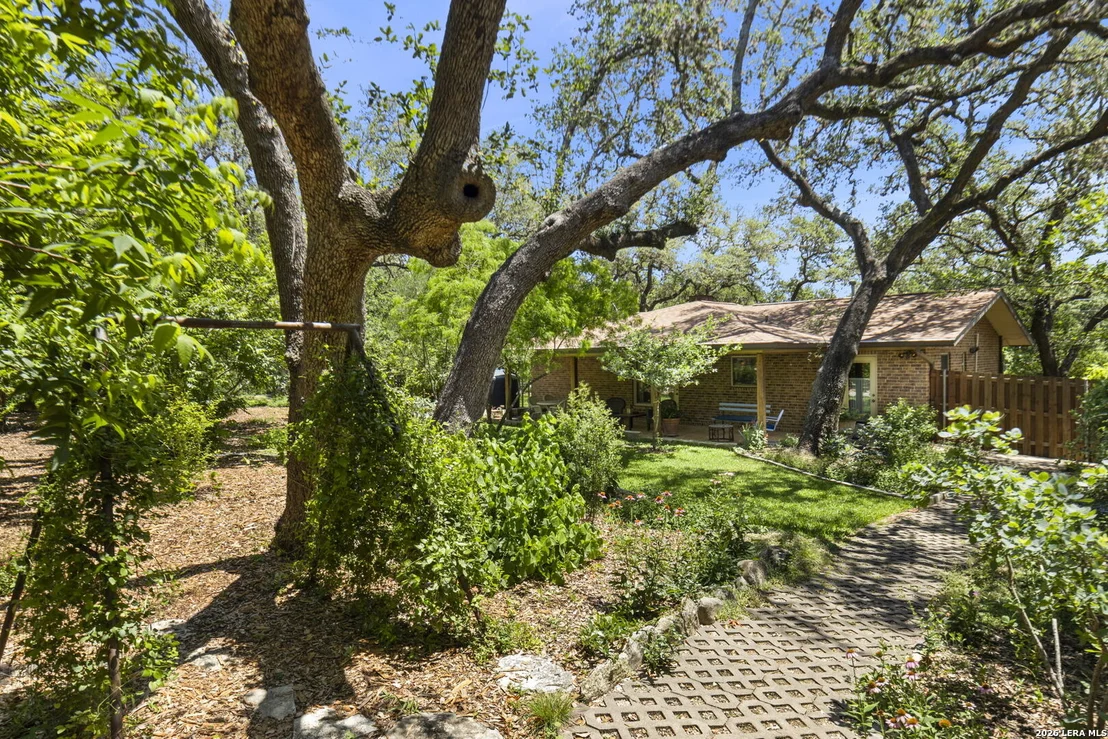 Photo of 8627 FLINT ROCK DR