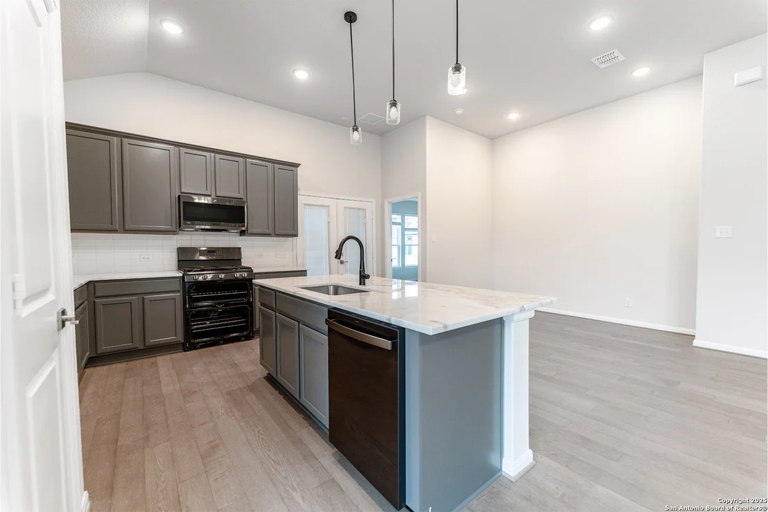 Photo of 4910 Midland Drive