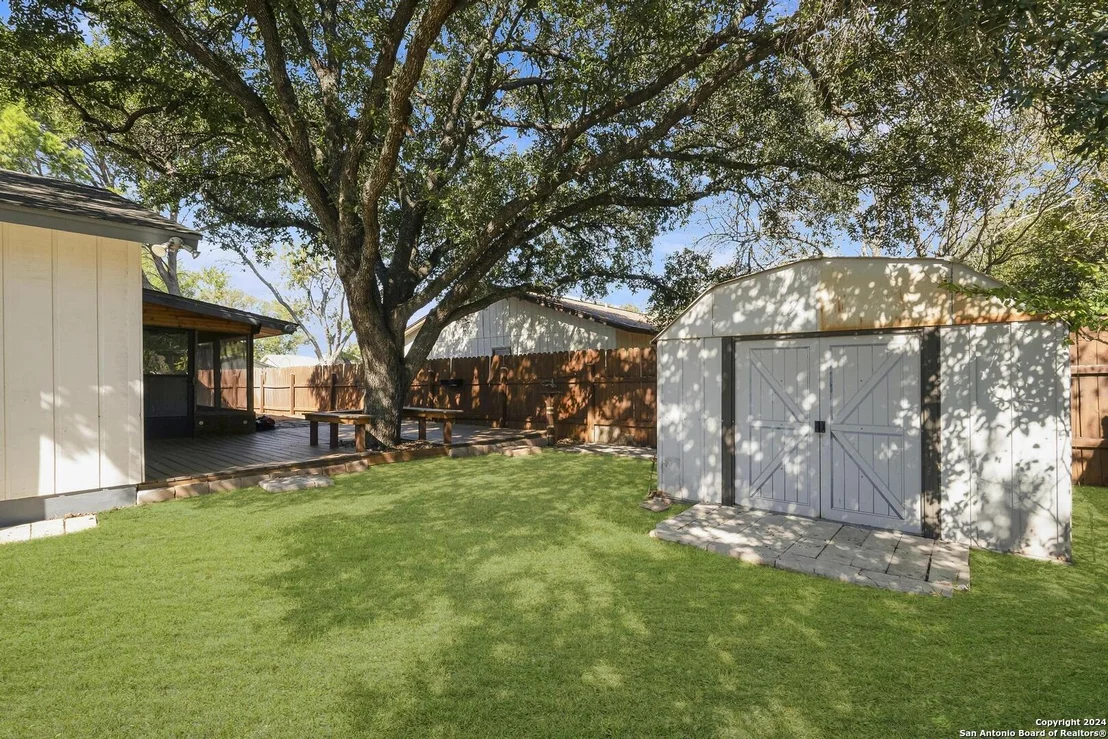 Photo of 3334 Meadow