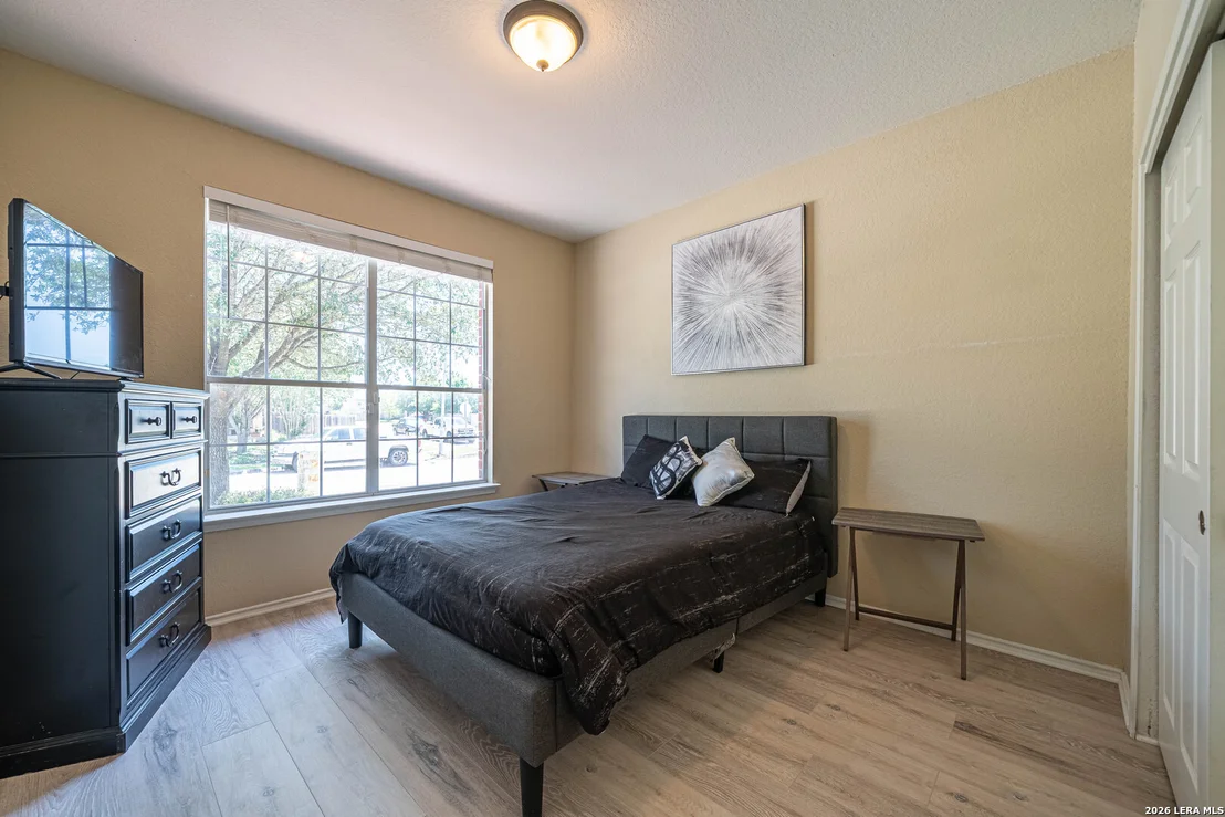 Photo of 431 DIANA DR