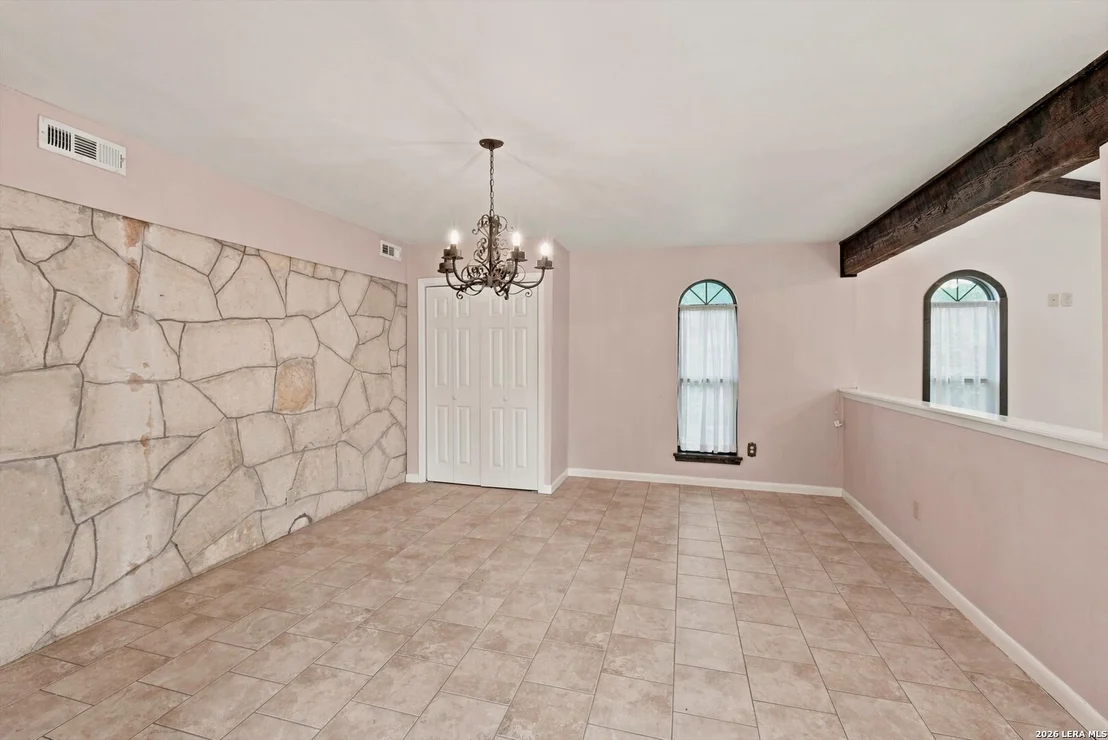 Photo of 435 McNeel Rd