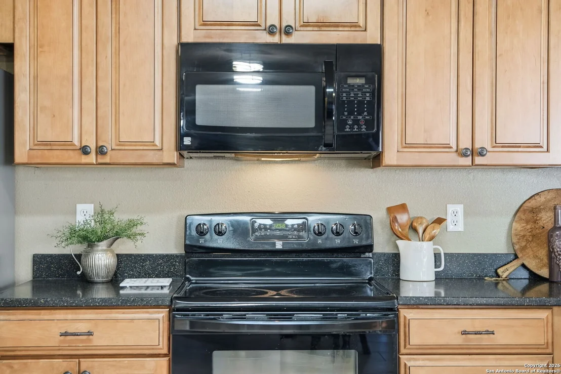 Photo of 3217 Rosewell