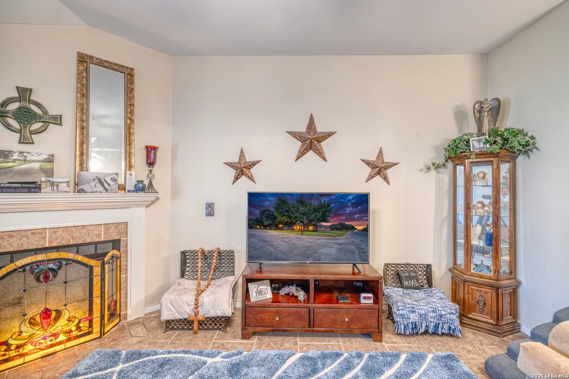Photo of 1 CYPRESS CIR