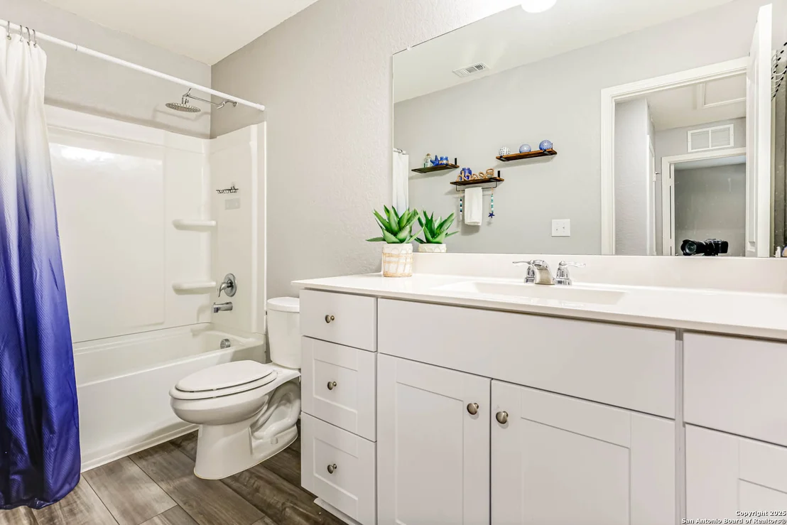 Photo of 14383 Palm Ridge