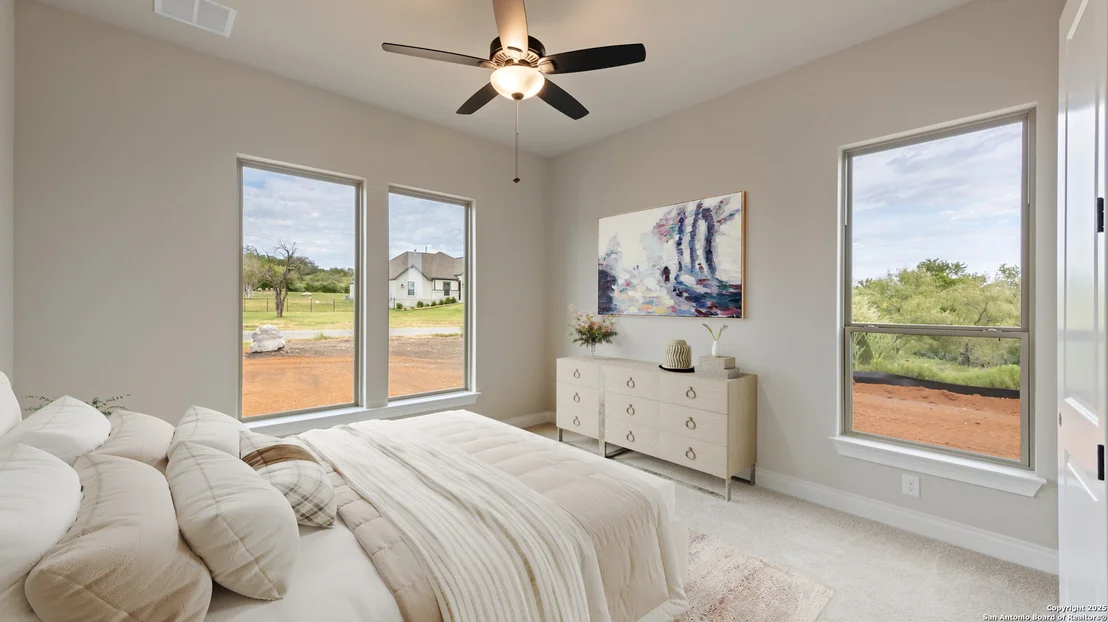 Photo of 109 Lazy Oak Pl