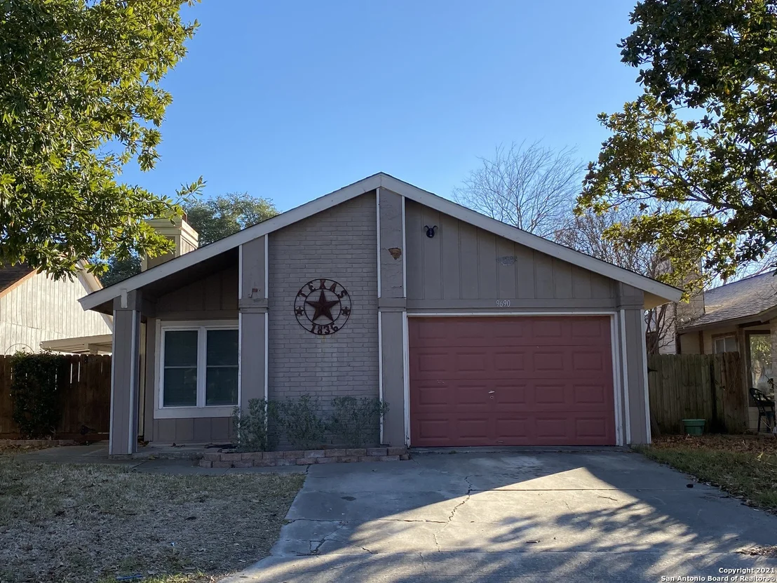 Photo of 9690 SOUTH BND