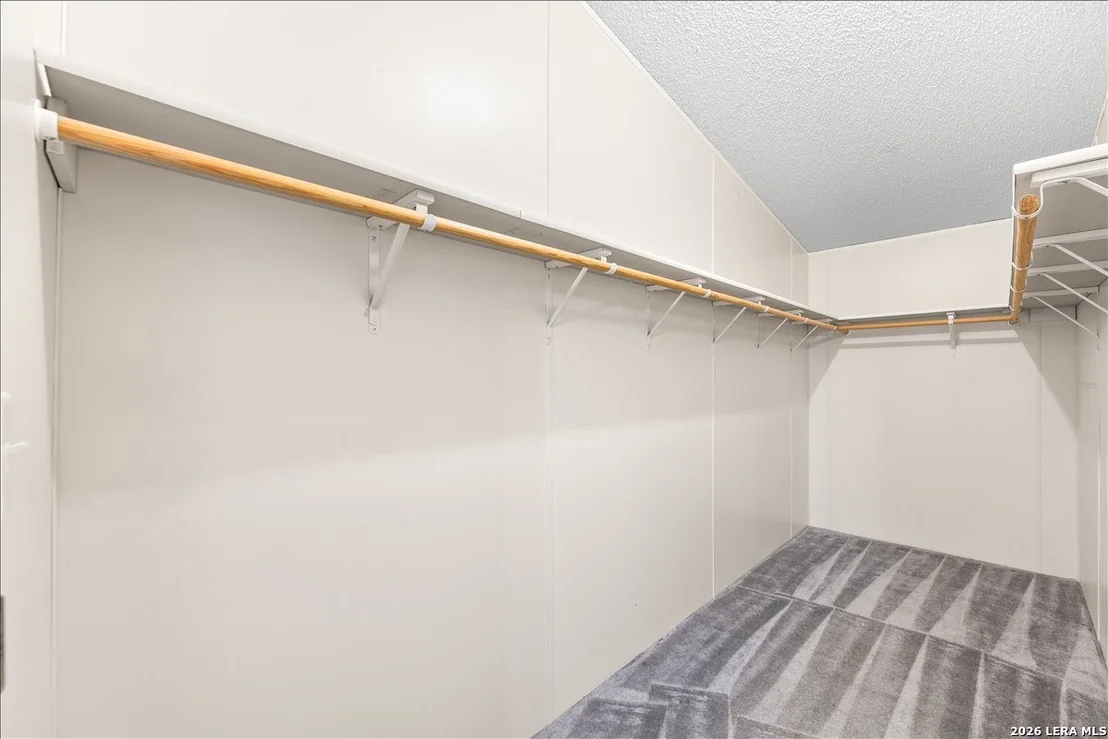 Photo of 611 Hedgestone
