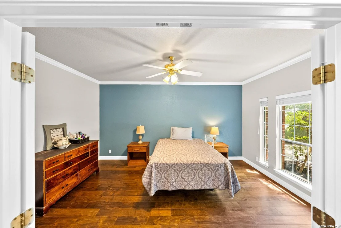 Photo of 9347 Llano Verde