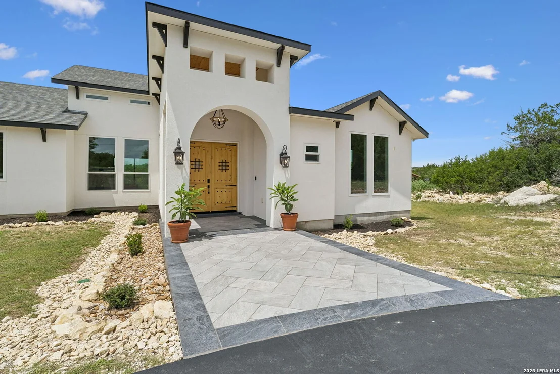 Photo of 107 SUNRISE DR