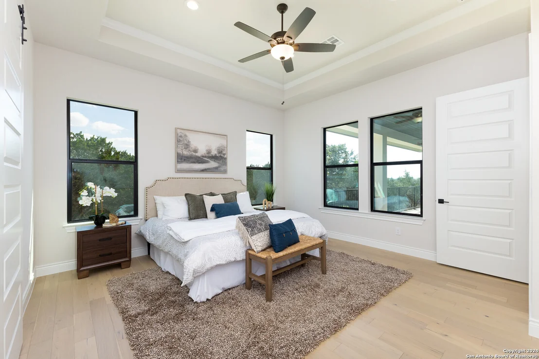 Photo of 335 TOUCAN DR